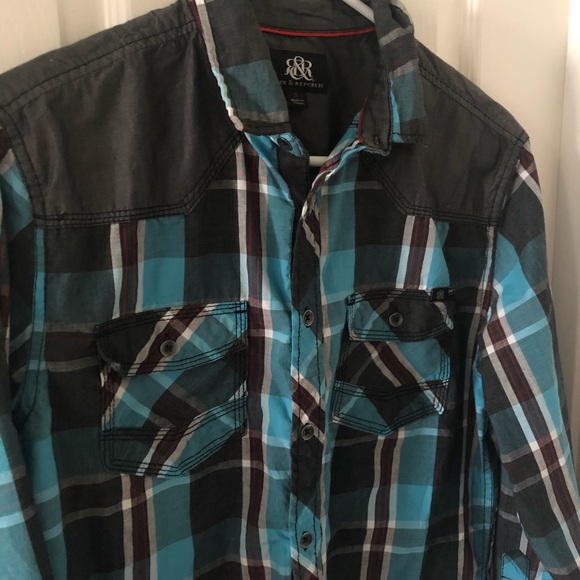 Rock & Republic plaid button down long sleeve - Picture 3 of 5